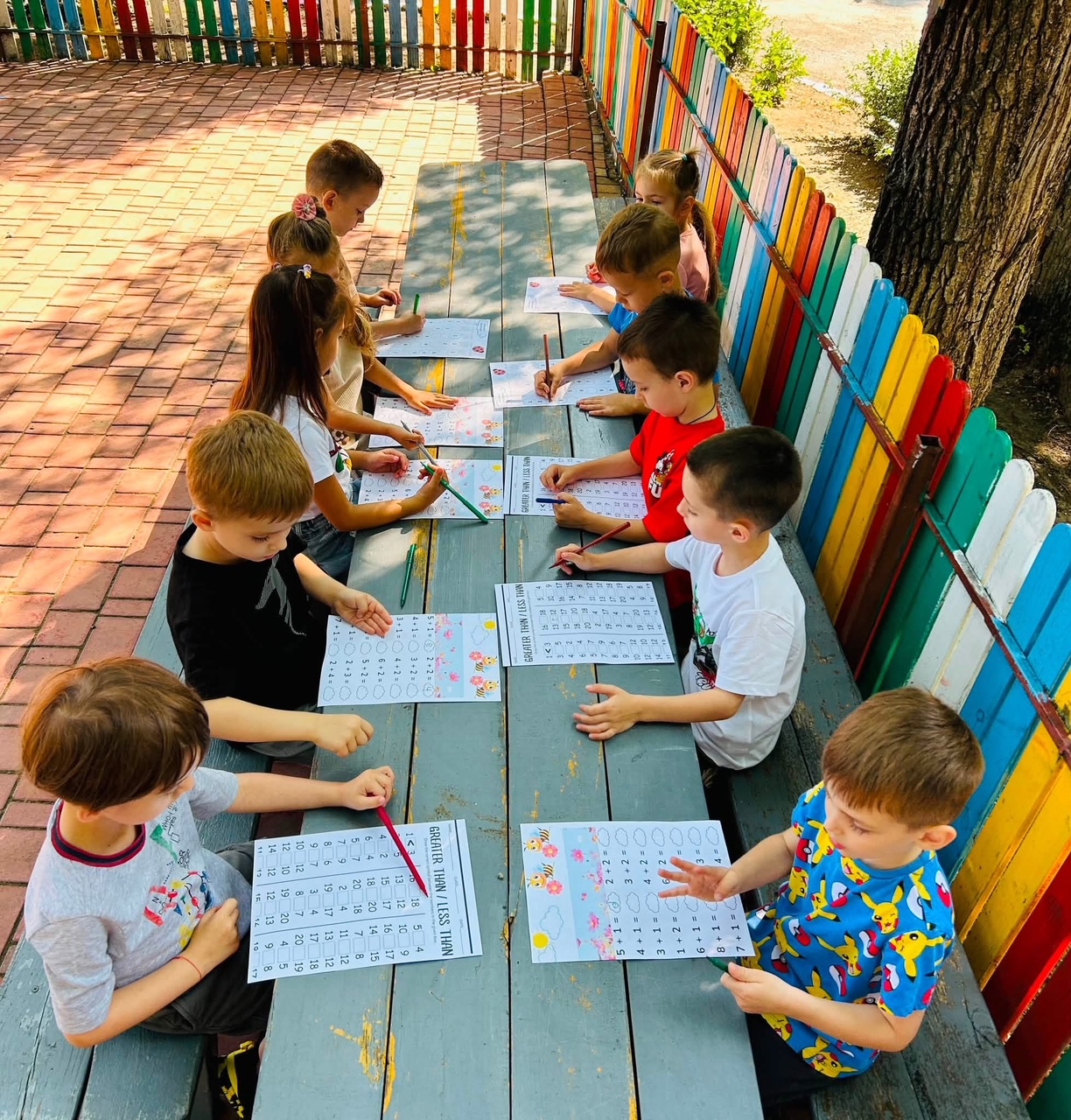 Activități educative în curte